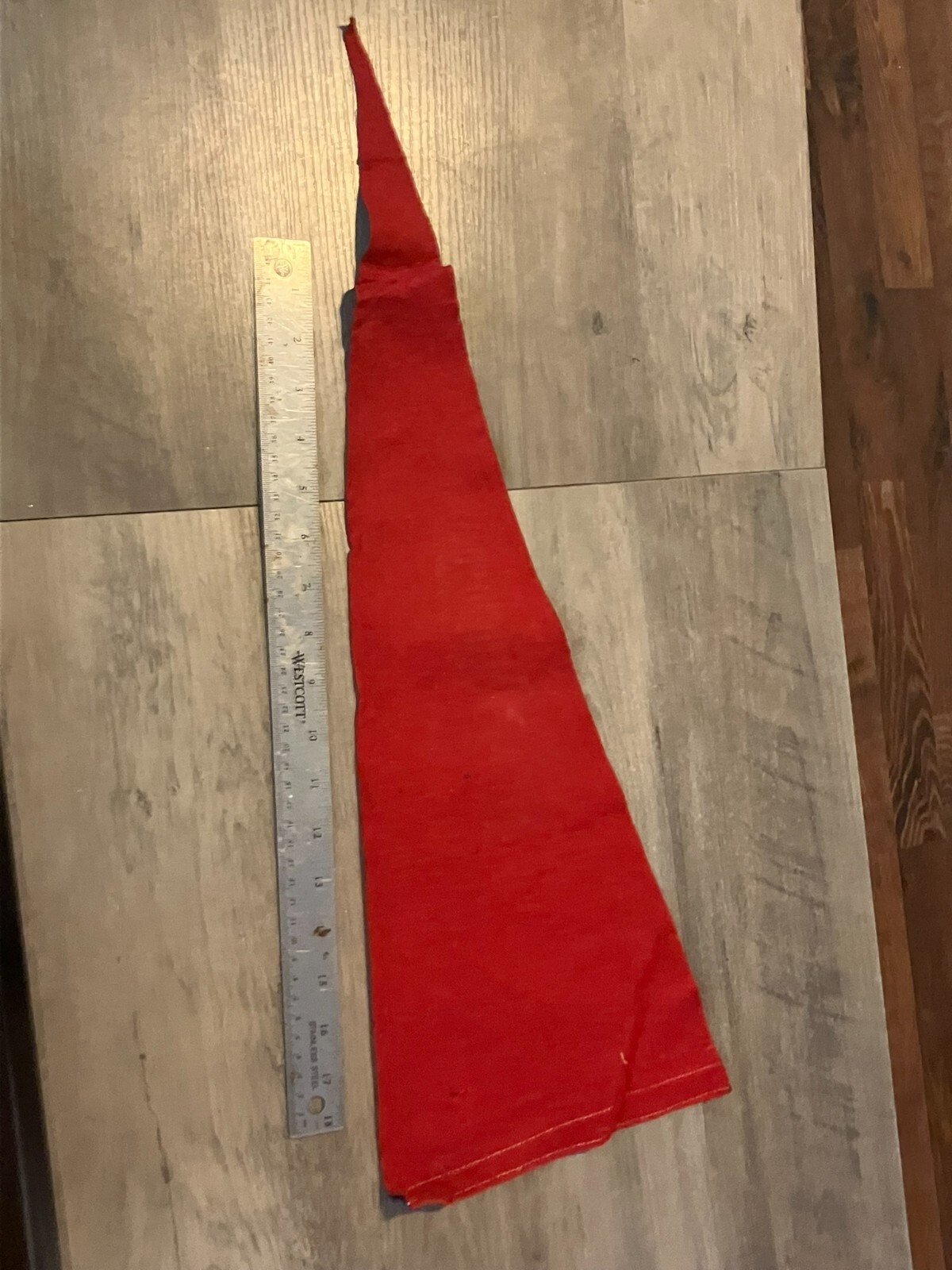 Vintage Felt Pennant Post WWII / Korean War Pennant Flag Red General MacArthur