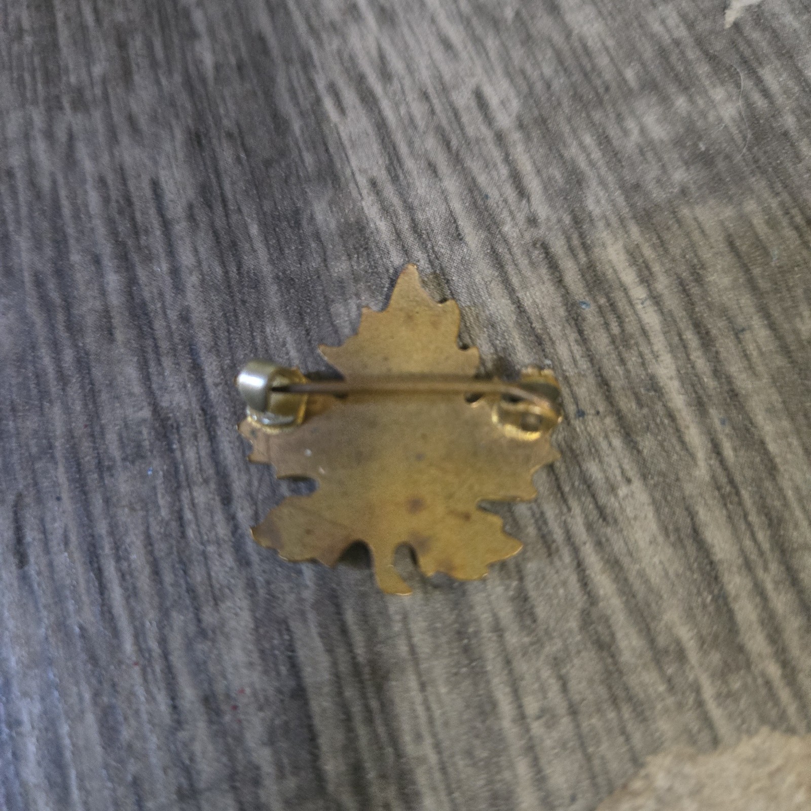 Vintage Canada, Fall Enamel Maple Leave Souvenir Lapel Pin