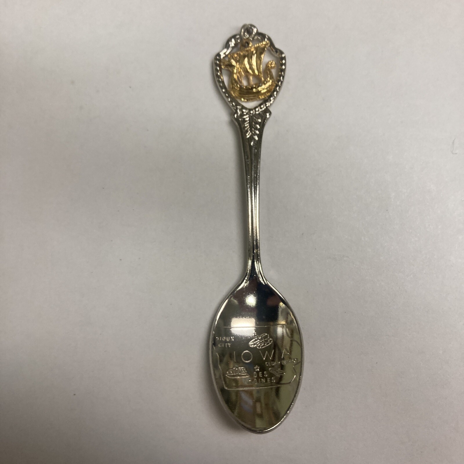 Vintage Souvenir Spoon US Collectible Iowa