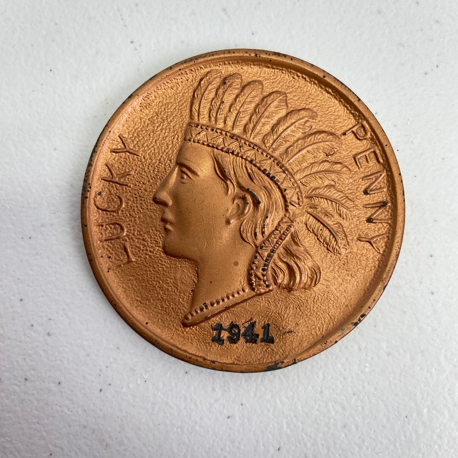 Vintage 1941 Lucky Penny Indian Head Souvenir Of Niagara Falls – 3″ Diameter