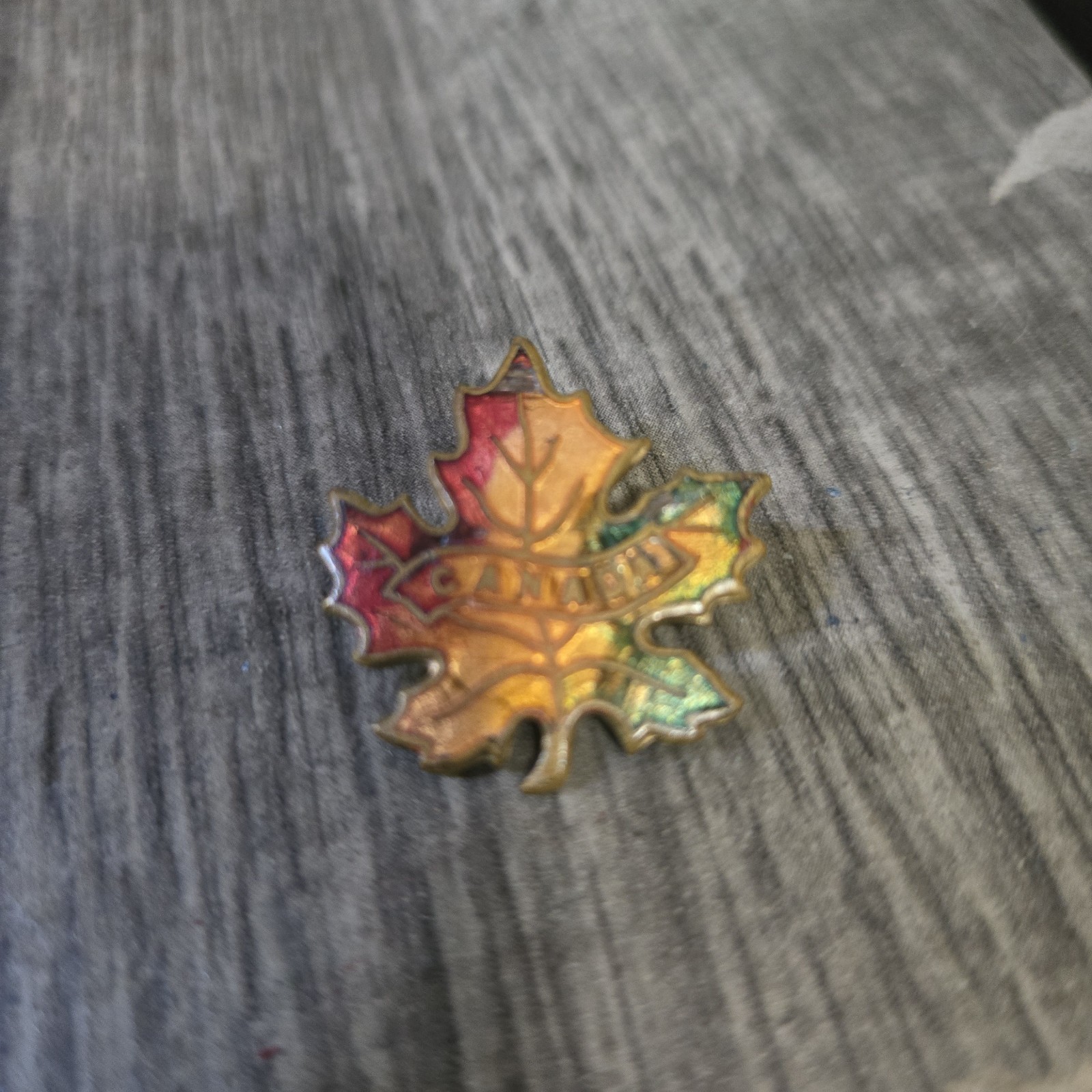 Vintage Canada, Fall Enamel Maple Leave Souvenir Lapel Pin