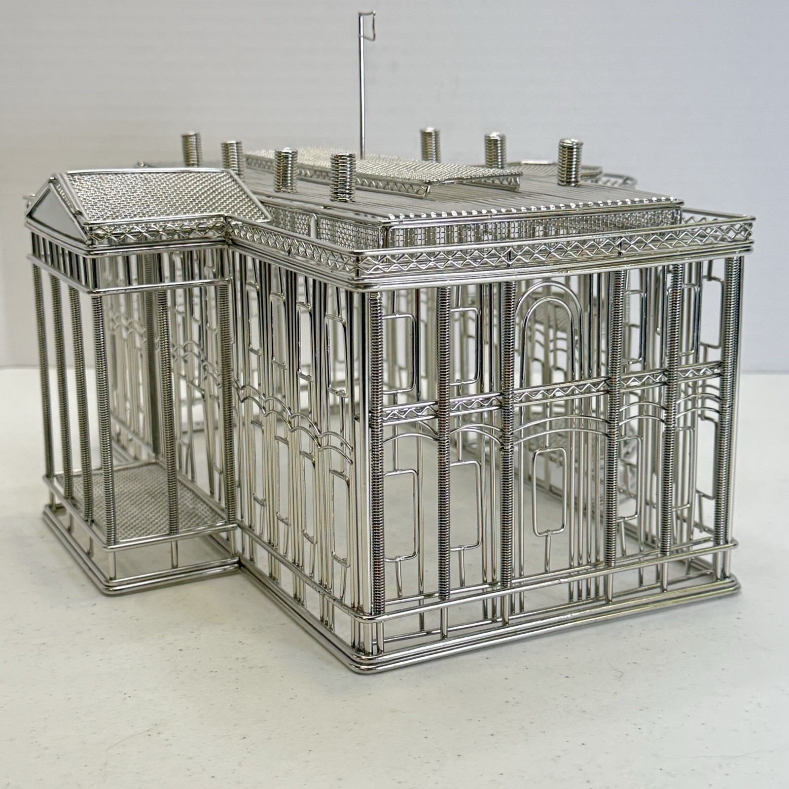 White House Steel Wire Model Replica – Executive Desk Display – 12” Wide