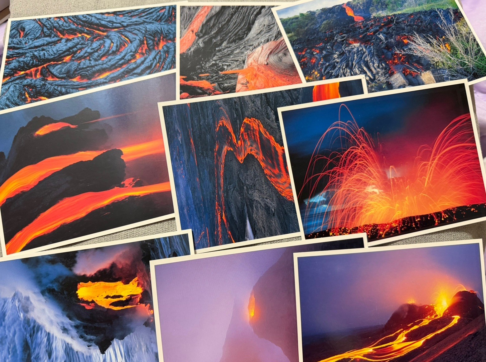 26 UNUSED Hawaii Postcards 17 in Volcano Book +9 in Nat’l Park sleeve