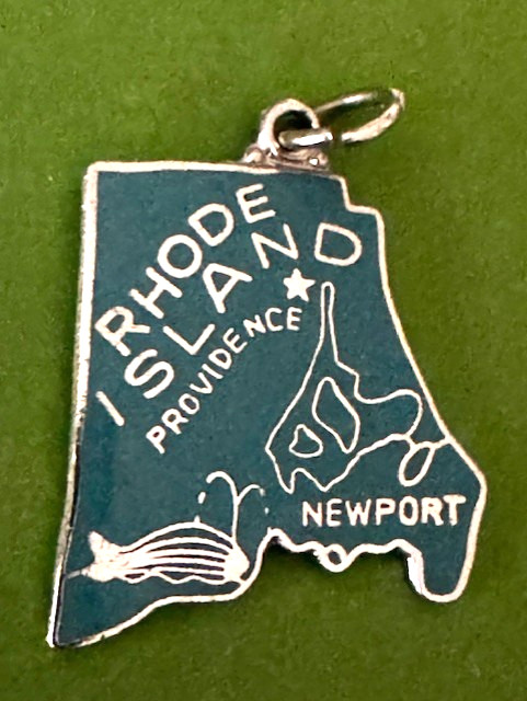 Vintage RHODE ISLAND Cloisonné Hard Enamel State Map Souvenier Charm Pendant