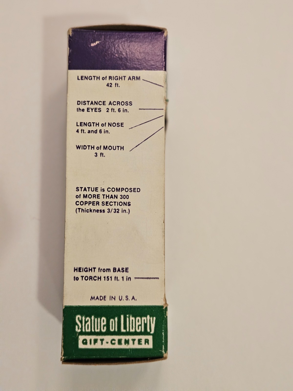 Vintage 4.5″ Metal Souvenir The Statue Of Liberty. Unbranded in Box