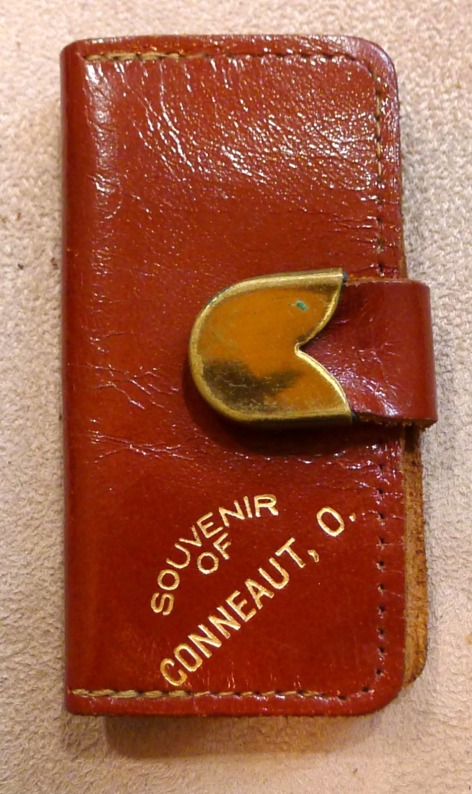 Vintage 1950s Souvenir Conneaut Ohio Leather Key Holder