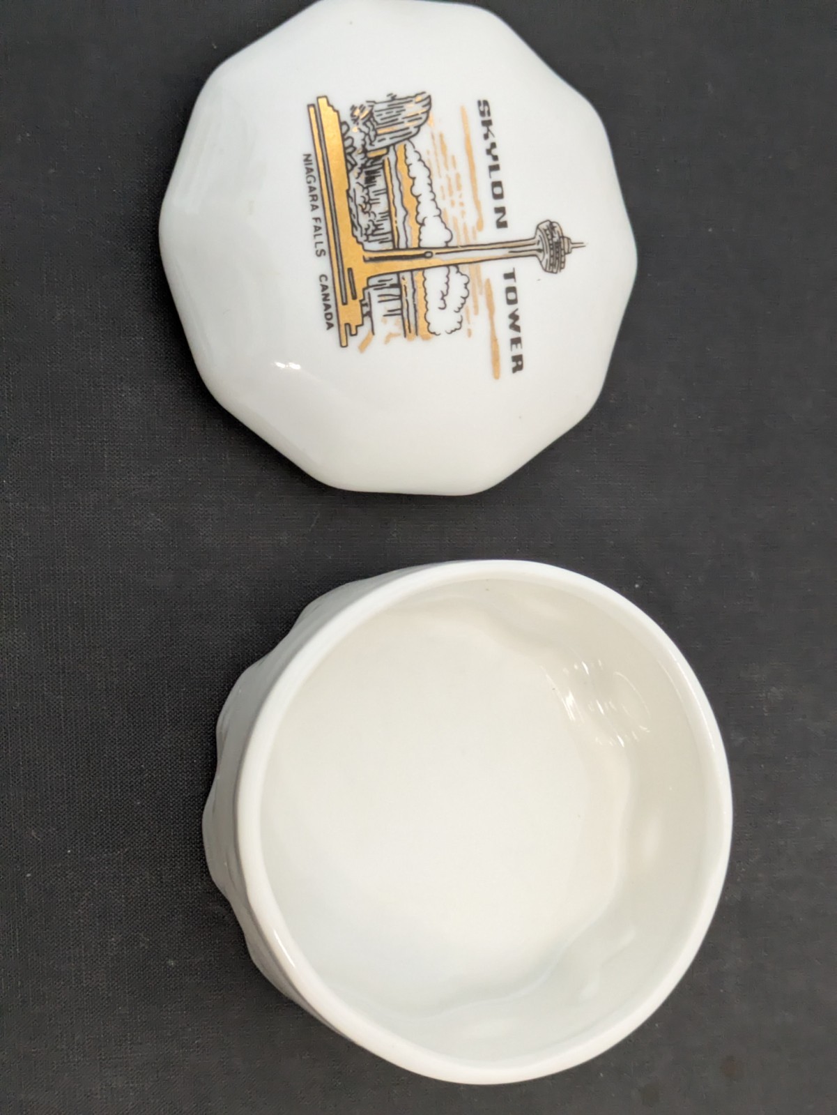Vintage Skylon Niagara Falls Canada Ashtray Trinket Dish
