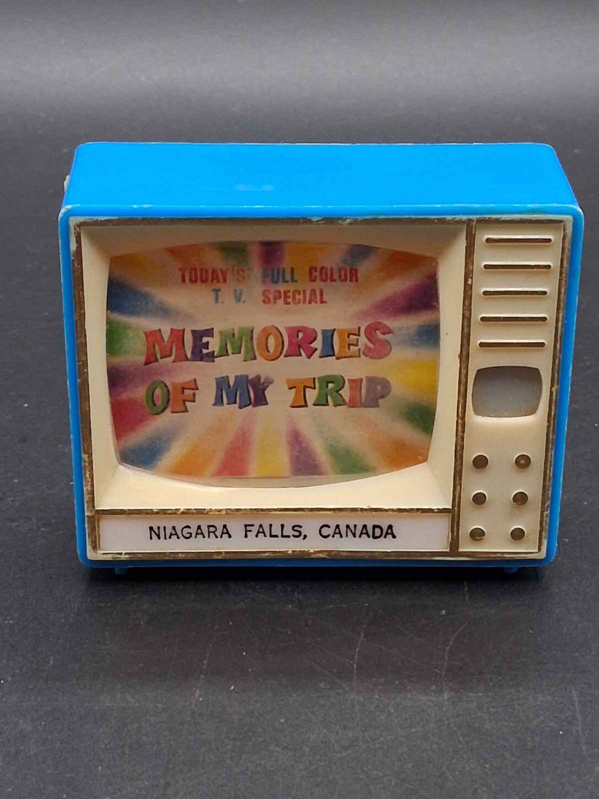 Vintage 1970’s Memories of My Trip Niagara Falls Canada Souvenir Slide Viewer TV
