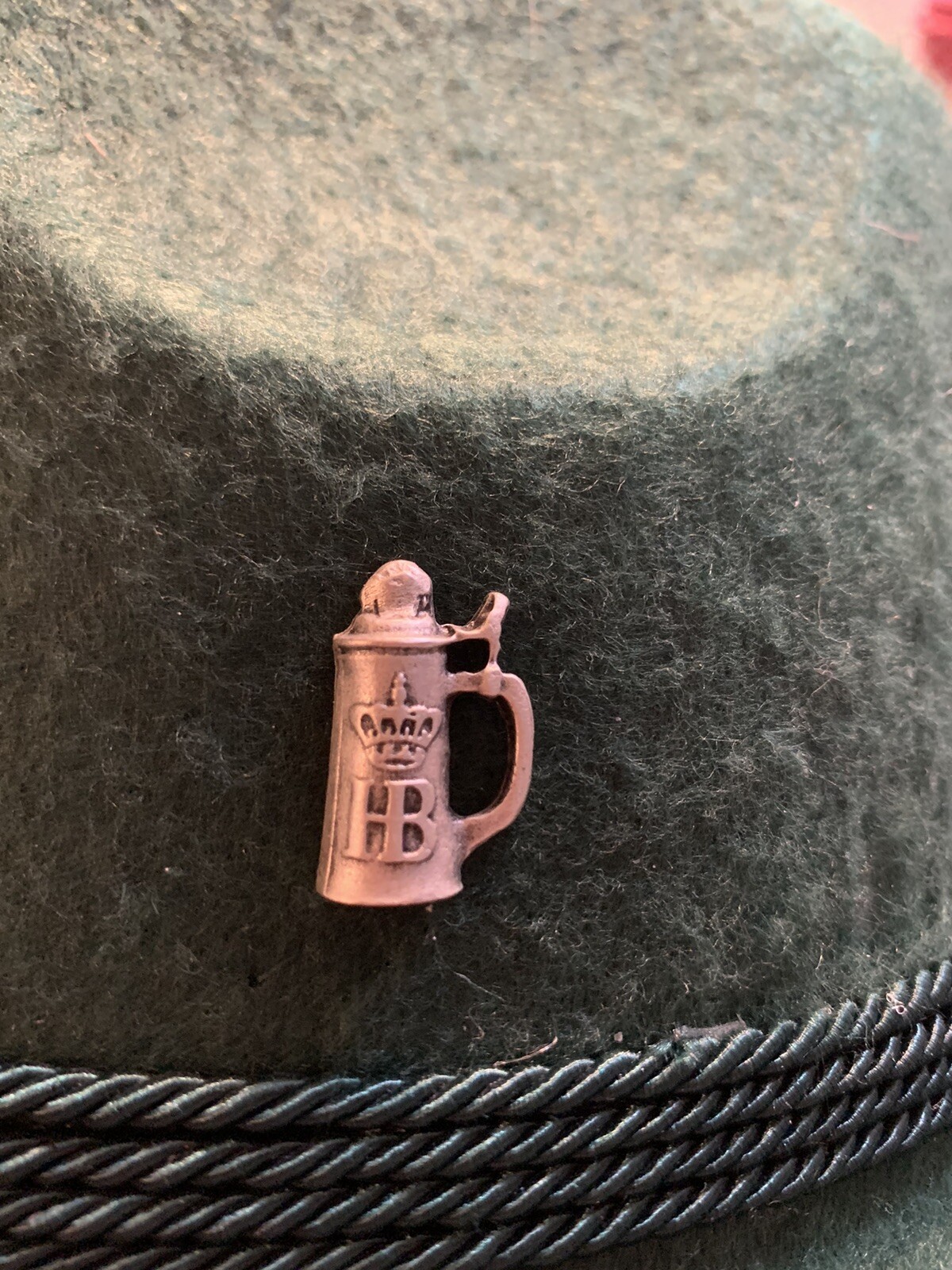 HB with Crown Oktoberfest/German Hat Pin