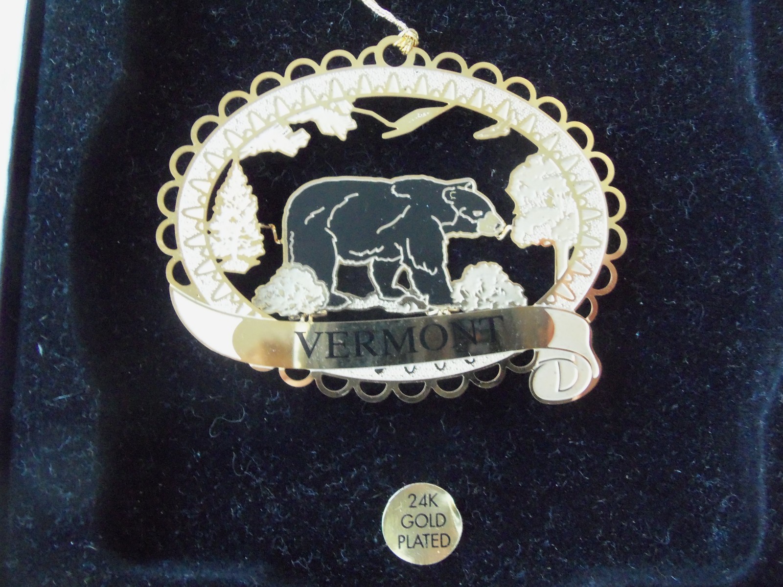 Vermont Souvenir Christmas Ornament! BEAR! 24K GOLD PLATED!