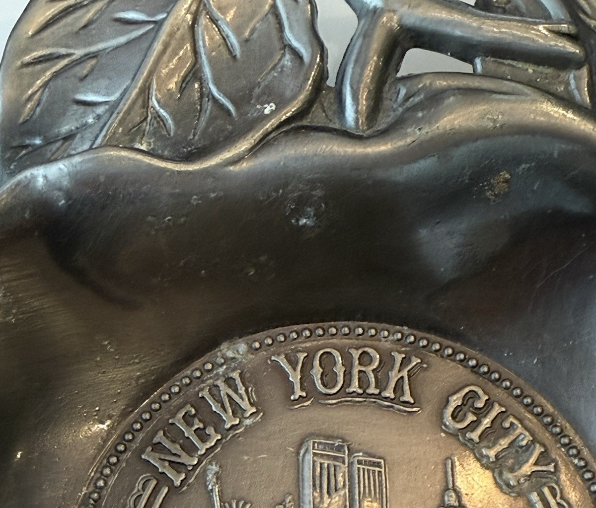 Vintage NYC Big Apple-World Trade Ctr.-Souvenir Ashtray Trinket Dish-5″ x 3.75″