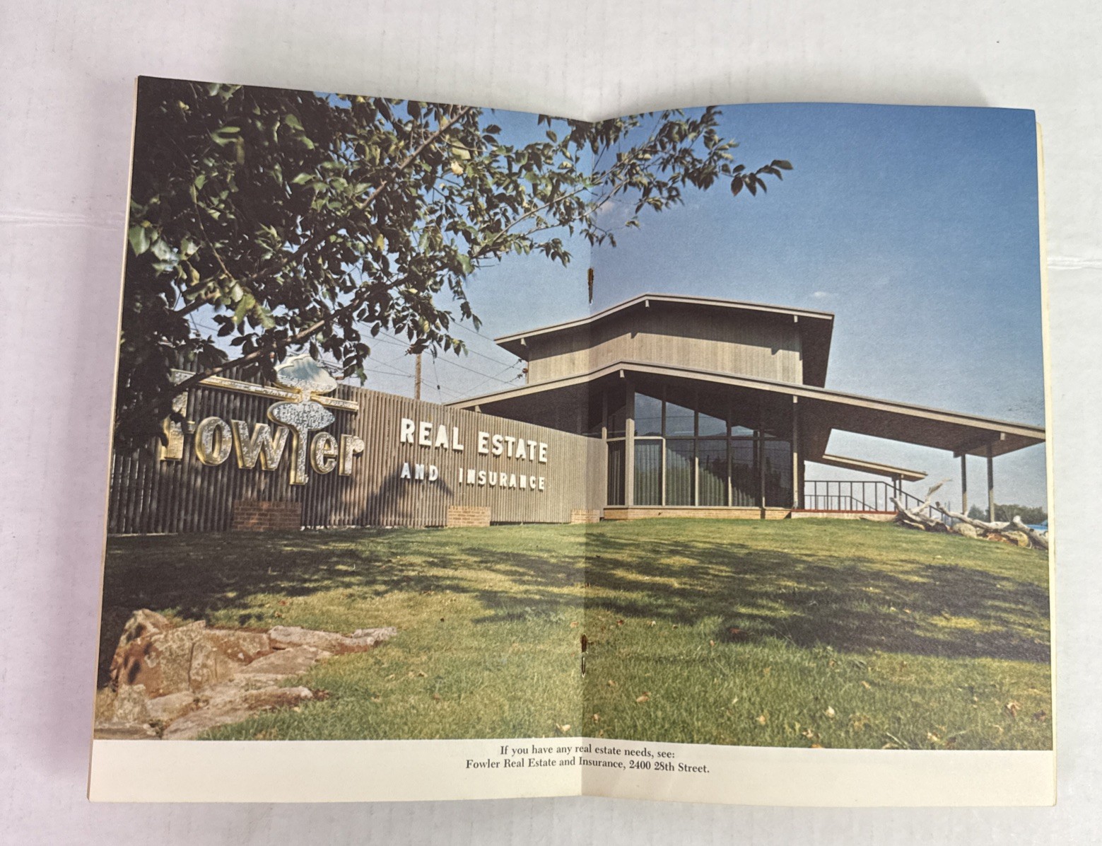 1970’s Boulder Colorado Tourist Guide Russell Ellis Jr. AMA Motel Association