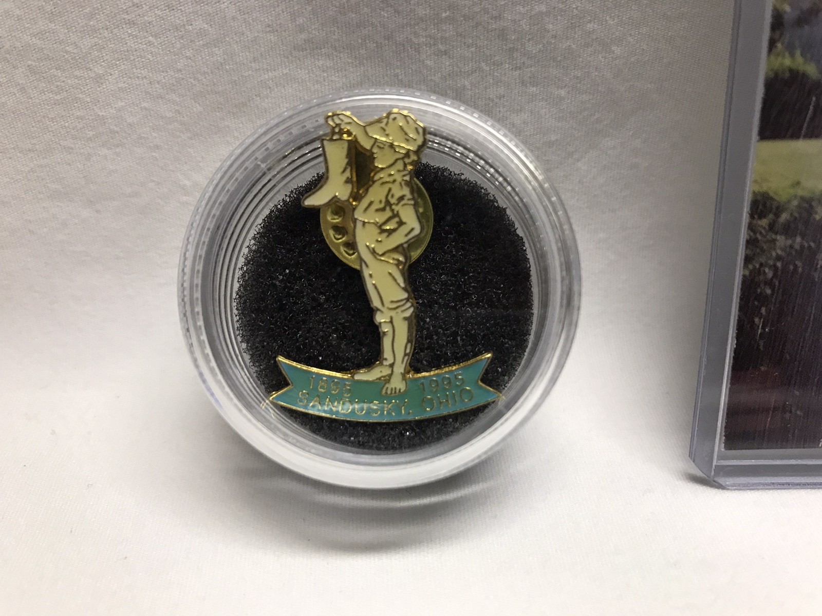 1995 Boy With The Boot 100th Ann Pin + PC Washington Park Fountain Sandusky Ohio