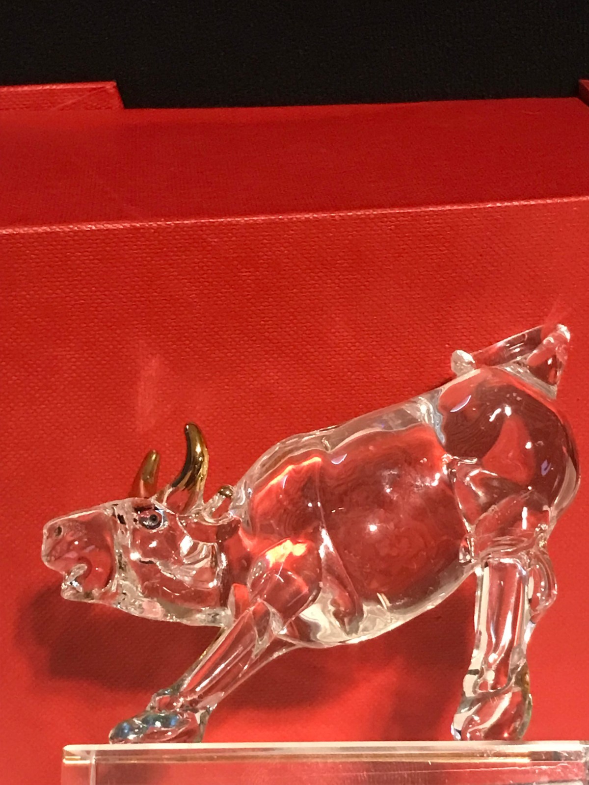 NYC Souvenir Wall Street Bull New York City Etched Glass Paperweight Twin Towers