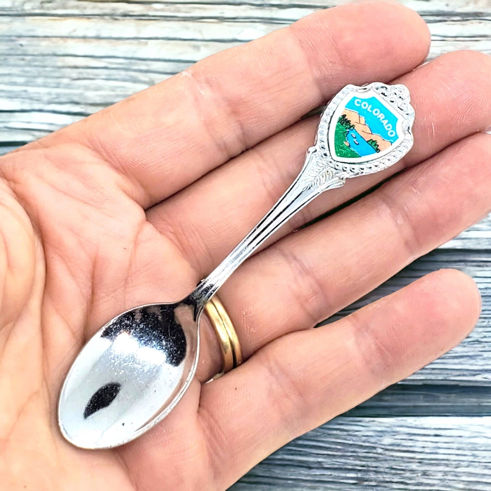 Vintage Colorado Souvenir Travel Spoon Painted Moutains Lake Made in Japan