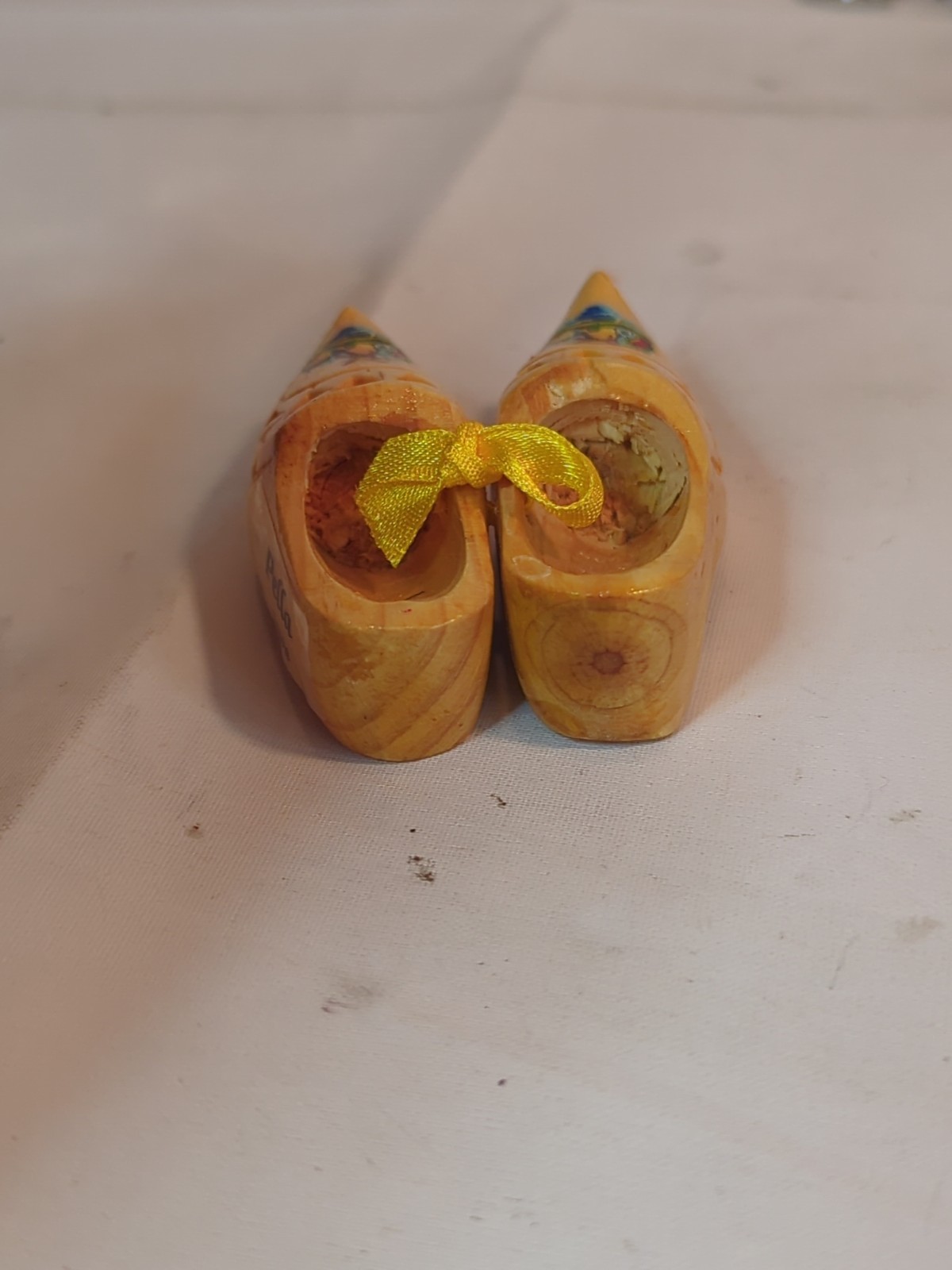 Holland Wooden mini Shoes Hand-Painted Windmill Iowa Souvenir 2.75″ B2