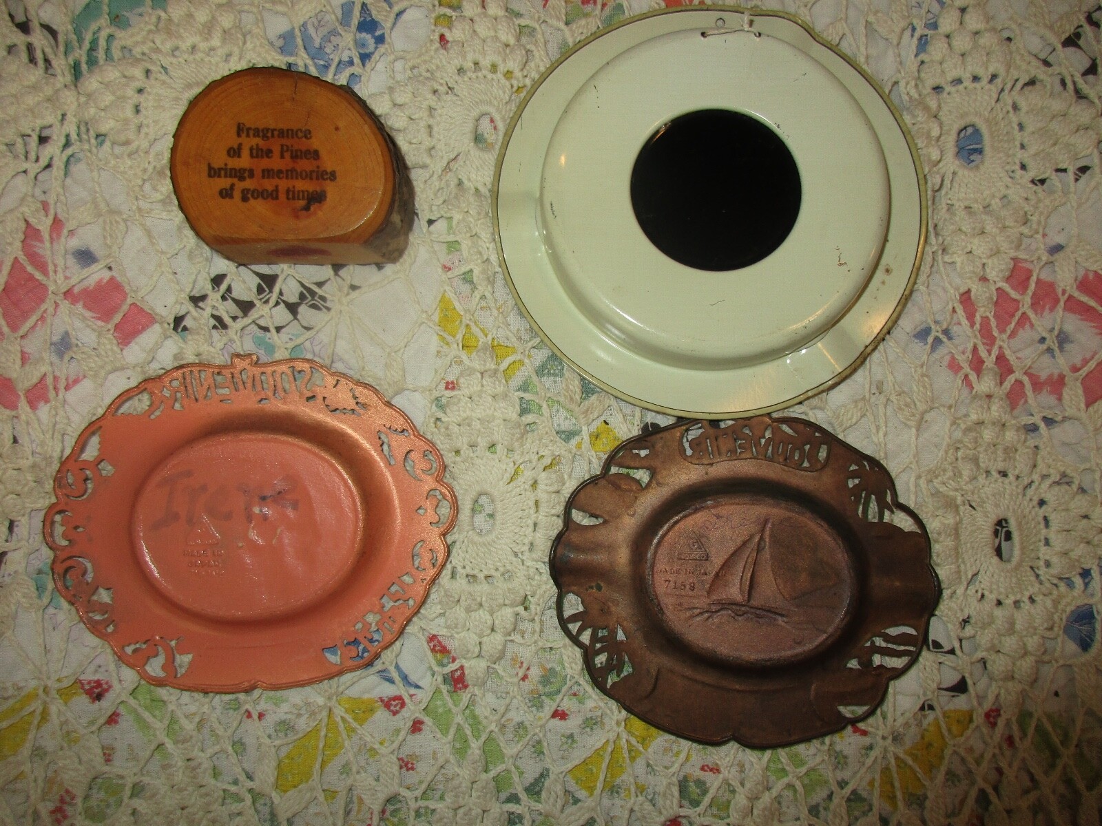 Lot/FOUR 1950-60’s Mid Century Modern SOUVENIR TRINKET DISH ASHTRAY Wisconsin 5