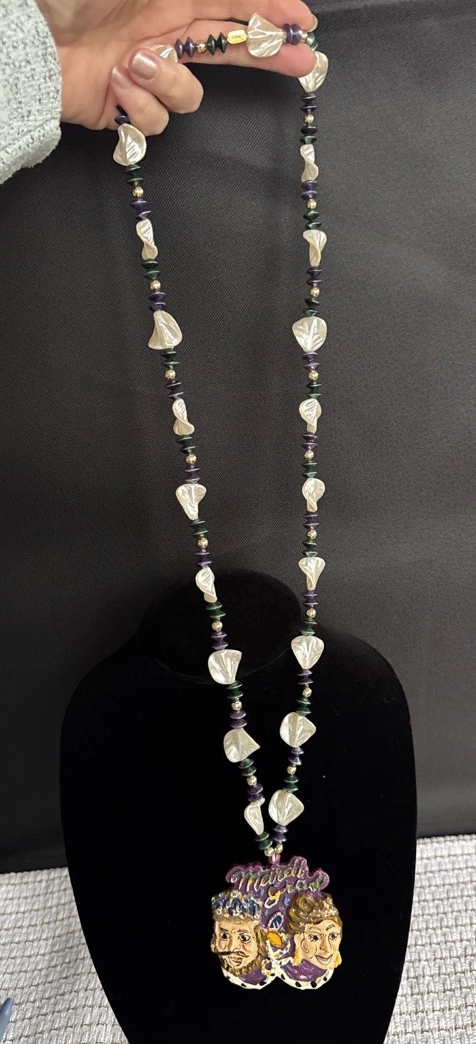 Vintage Mardi Gras Necklace, King & Queen Hand Painted, Lulu’s VIP Lanyard 17”