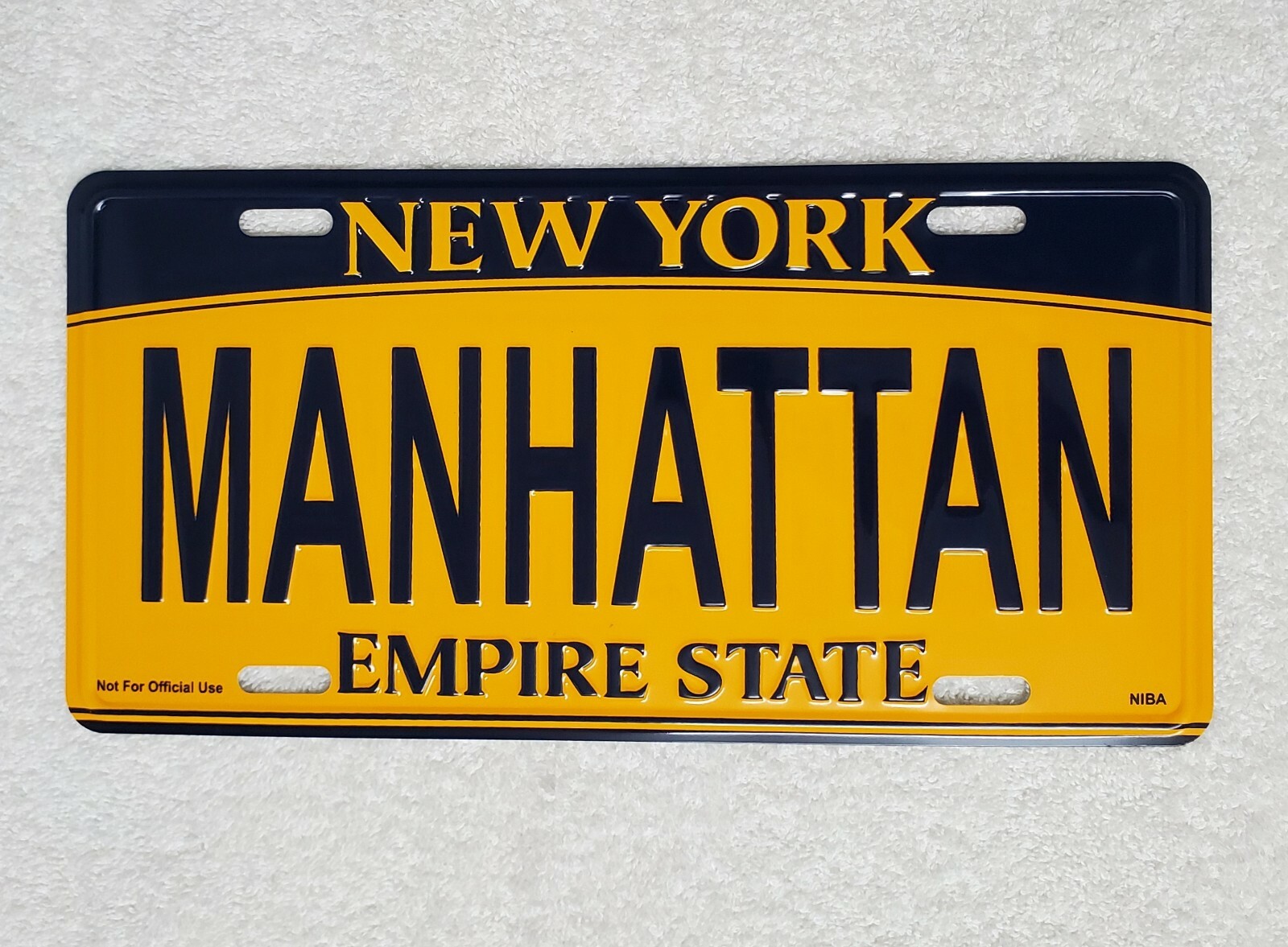 “MANHATTAN” New York License Plate Official Size Embossed Souvenir Travel Gift