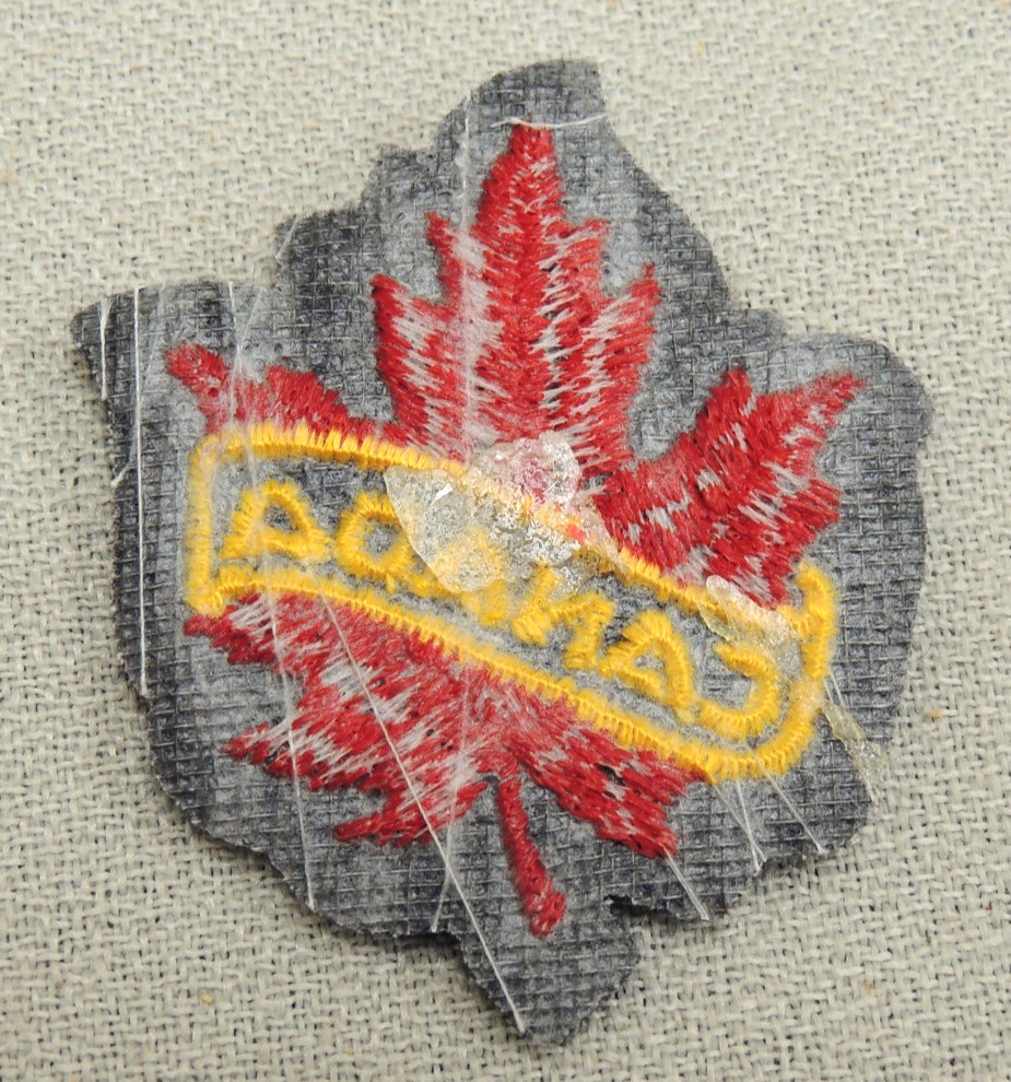 Vtg World Travel Embroidered & Felt Patches Europe, Australia, Canada / Lot of 5
