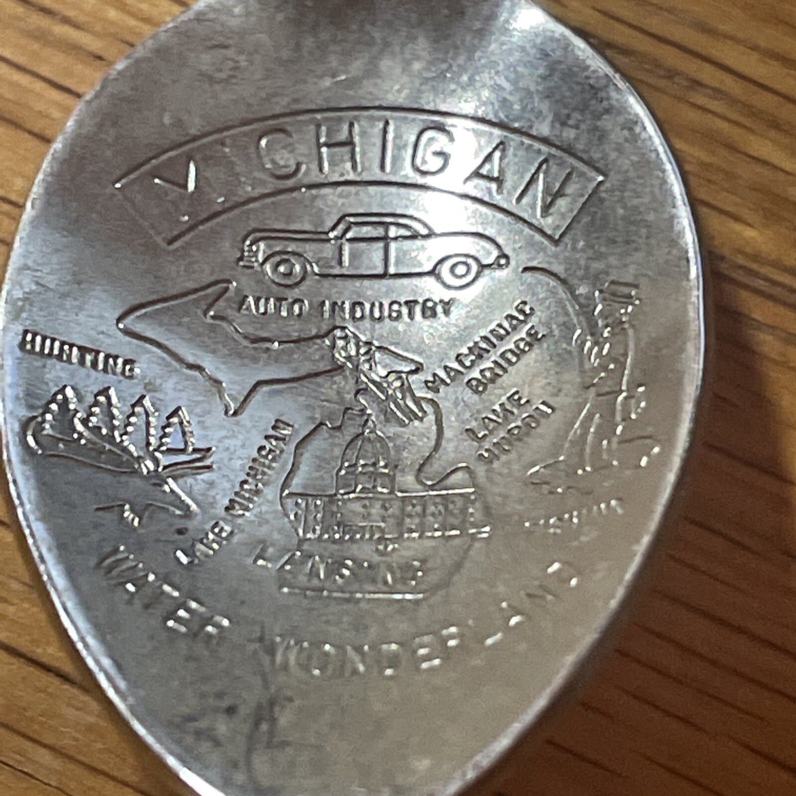 Vintage Souvenir Spoon US Collectible Mackinac Island Michigan 4.5” Unbranded