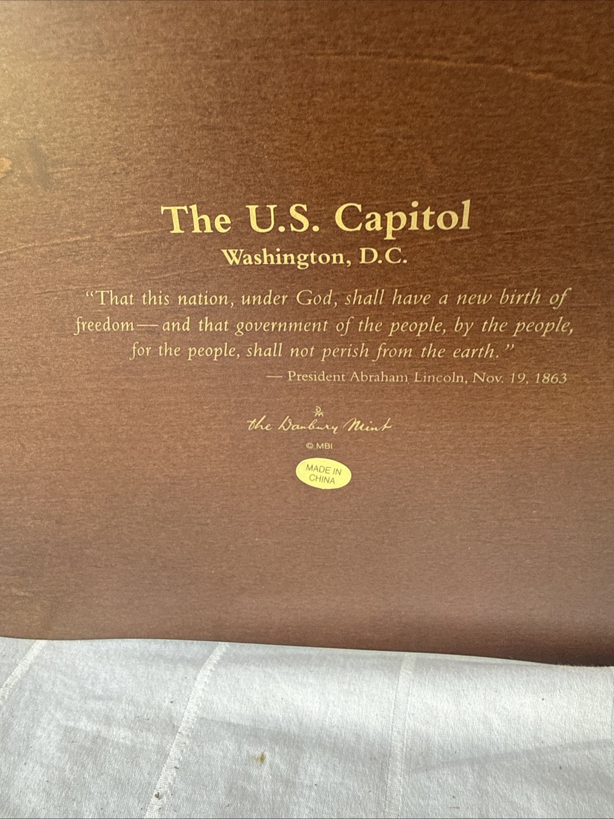 The Danbury Mint U.S. Capitol Great Buildings Sculpture 8 x 11″ READ