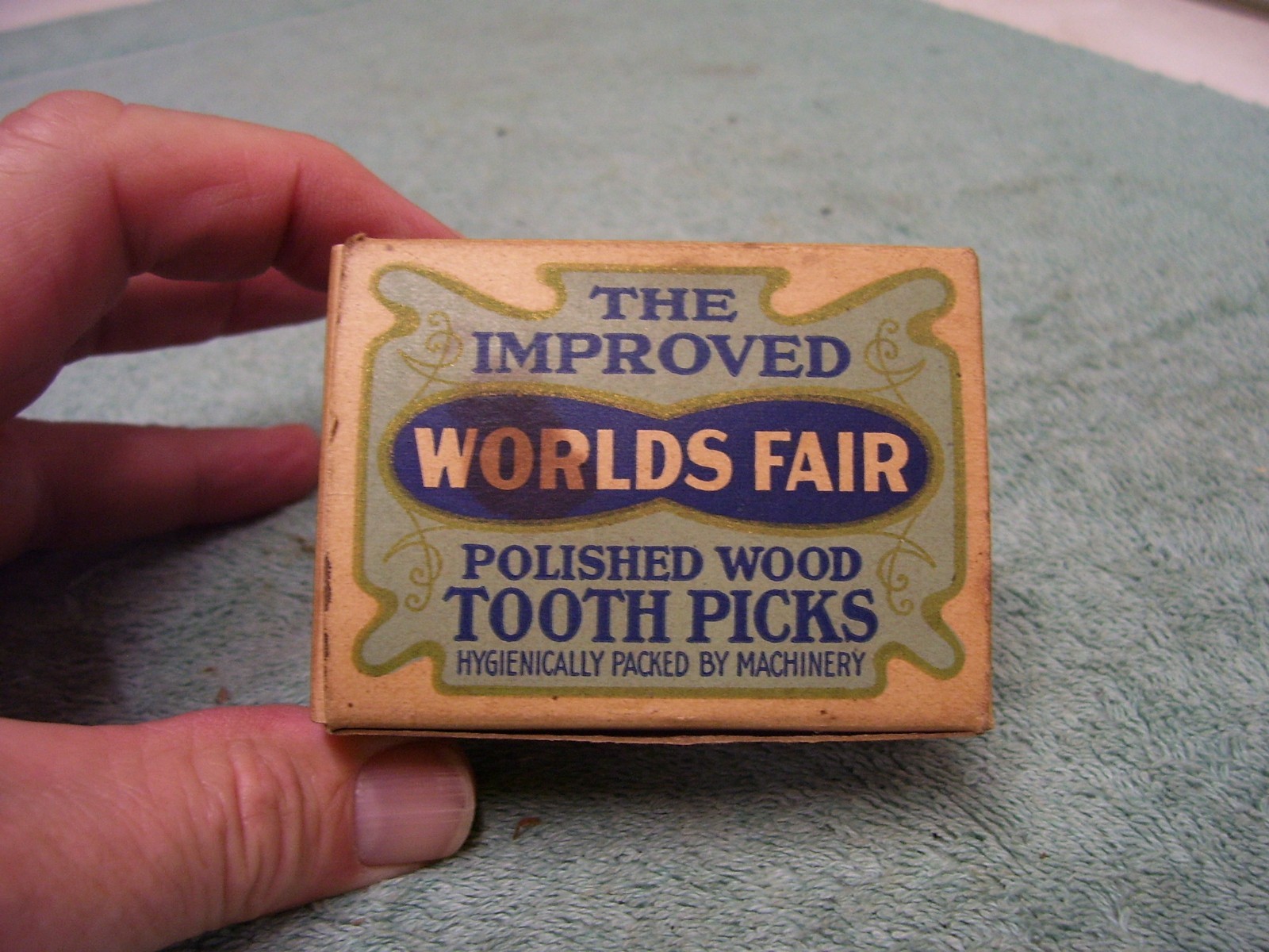 Vintage Round WORLDS FAIR Polished Wood Toothpicks