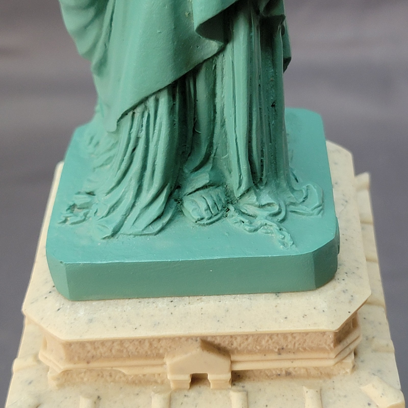 1982 SL/EIF INC Vtg 15” LADY Statue of LIBERTY 1984 Wang Jida New York