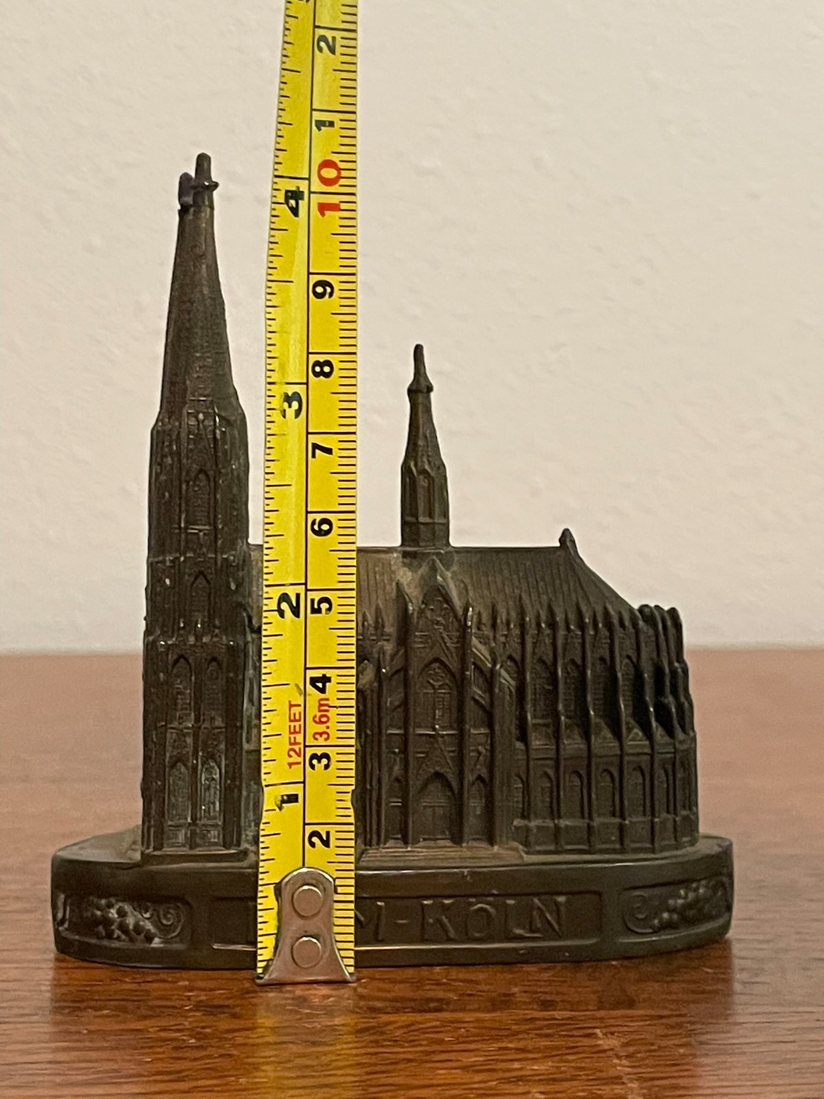 Vintage Dom-Köln Cologne Cathedral Bronze Tone Metal Souvenir Figurine Germany