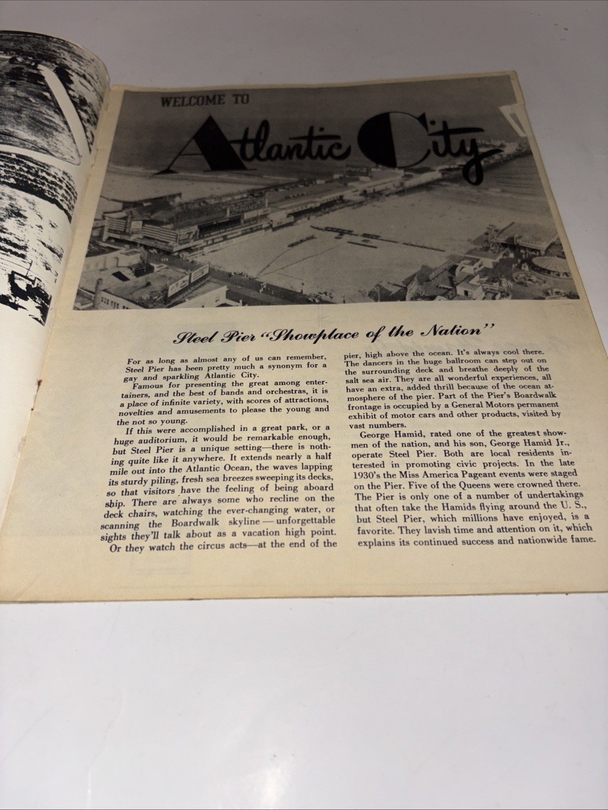 Atlantic City New Jersey 1956 Steel Pier Souvenir Program Guide Diving Horses