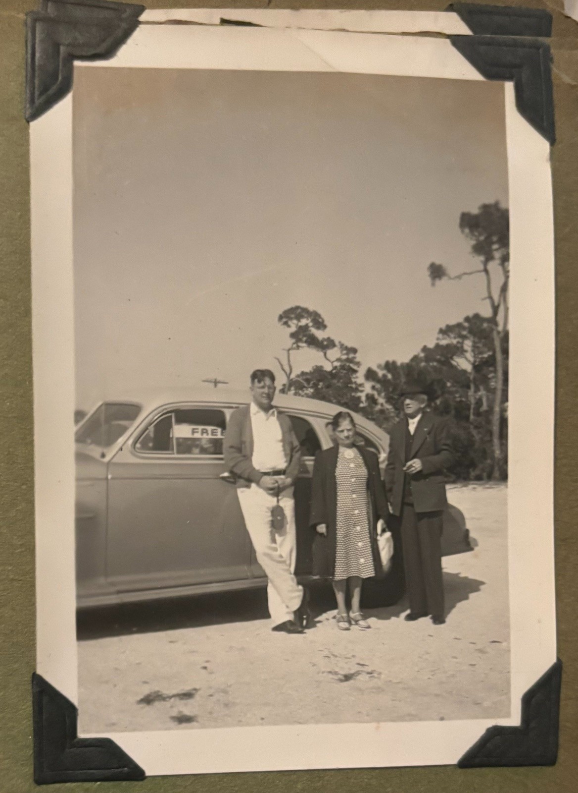 1941 Trip to Florida Wooden Travel Photo Album with 67 Photos