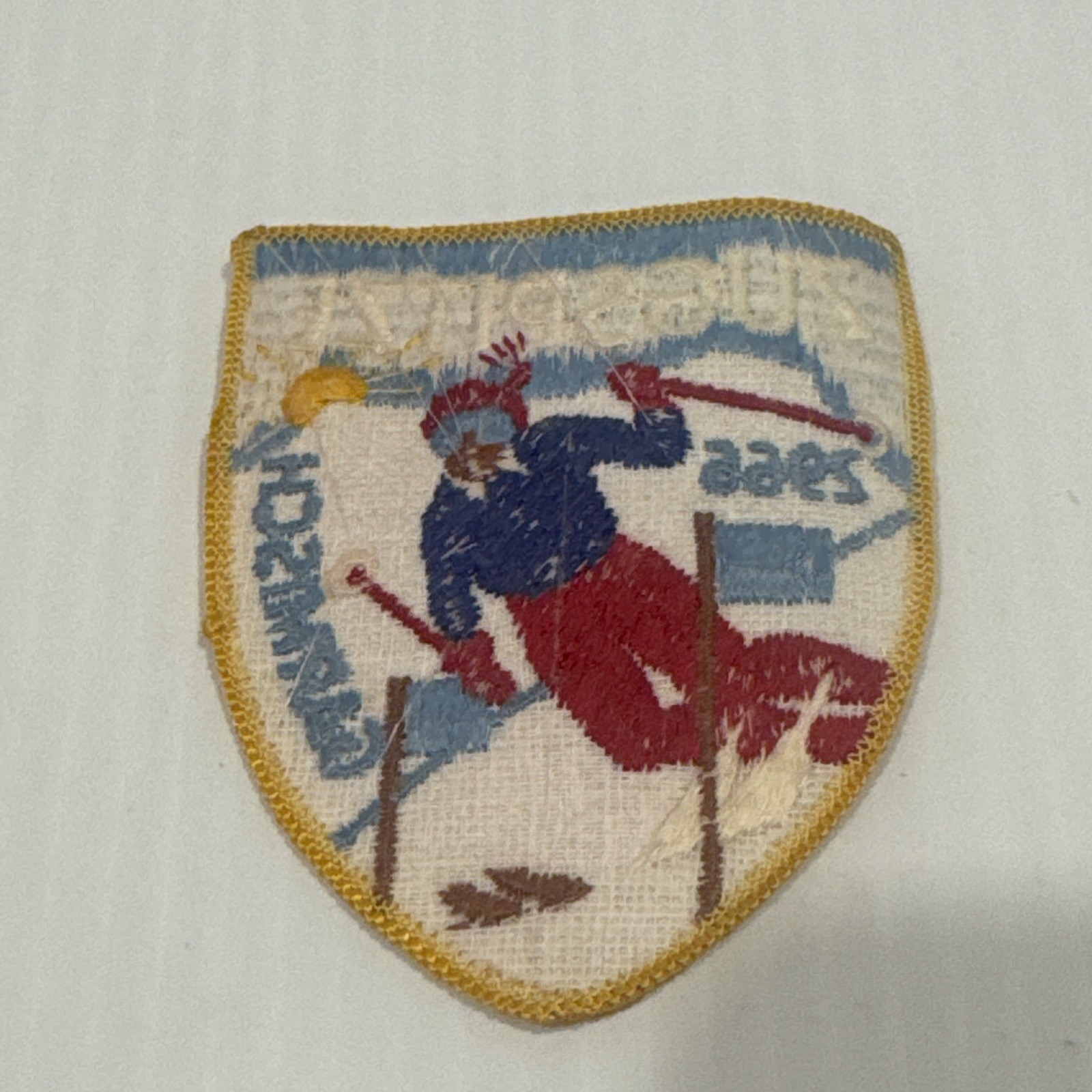 ZUGSPITZE Vintage Ski Patch GERMANY Garmisch-Partenkirchen Lapel Souvenir Travel