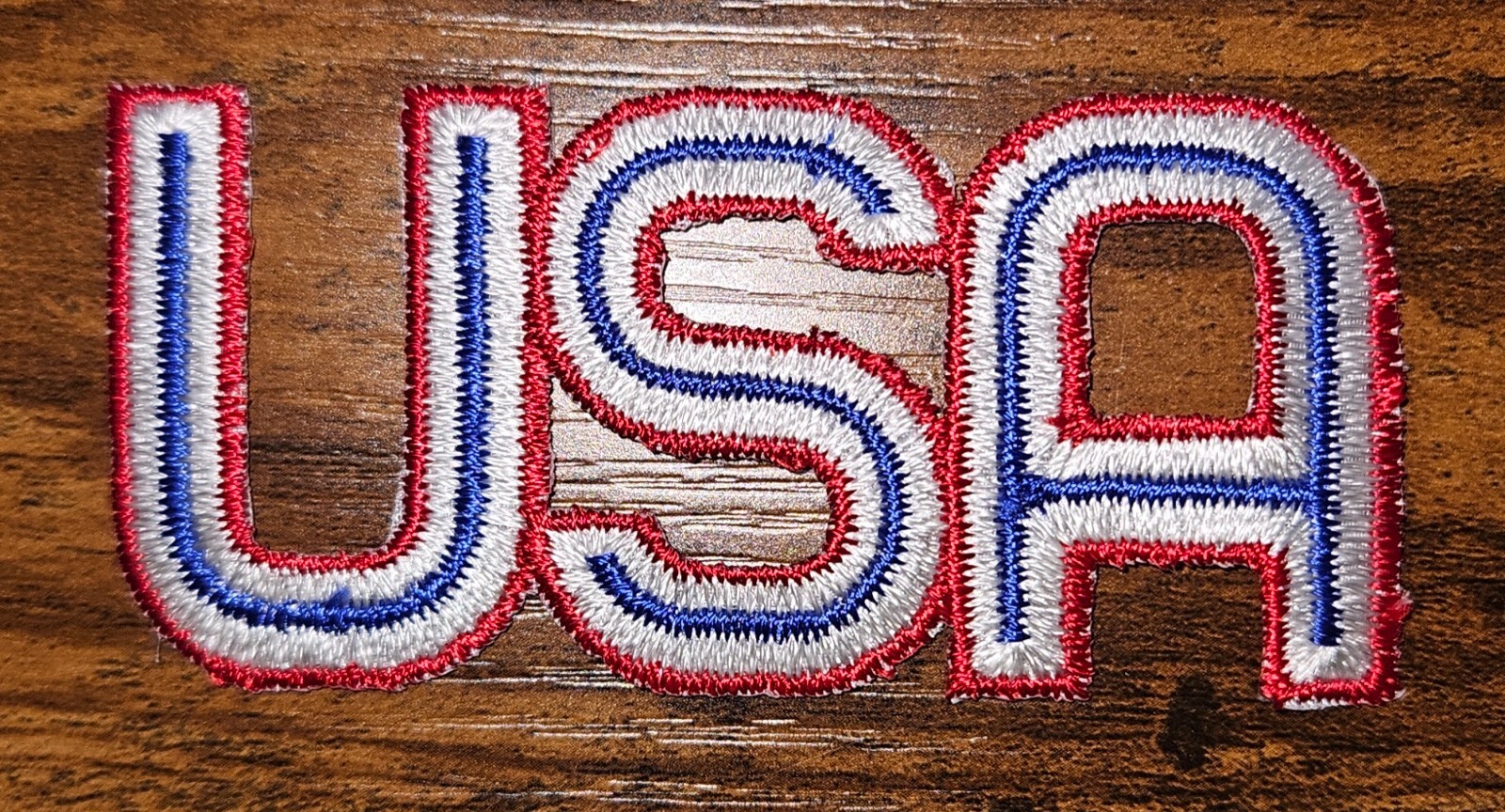United States of America USA Craft Sewing Art Embroidered Red Border Patch