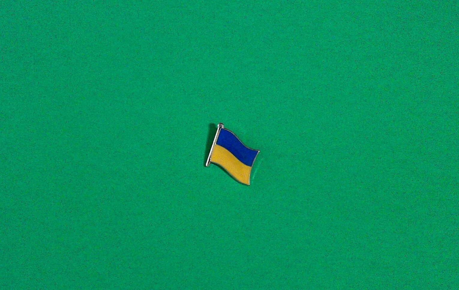 Ukraine Ukrainian Flag Pin Badge Tie Tack Lapel! New Slavic Eastern Europe
