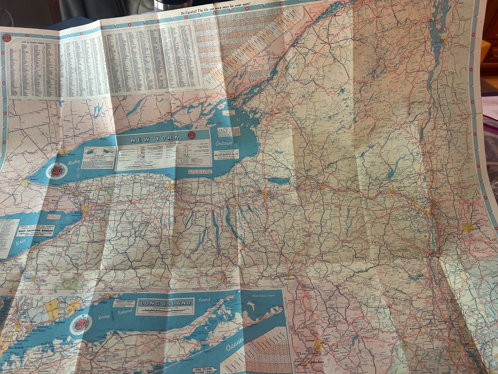 4 pc Vtg NY Travel Lot 1949 Vacationlands, 1950s Rock center, Gulf Map, 1968 NYC