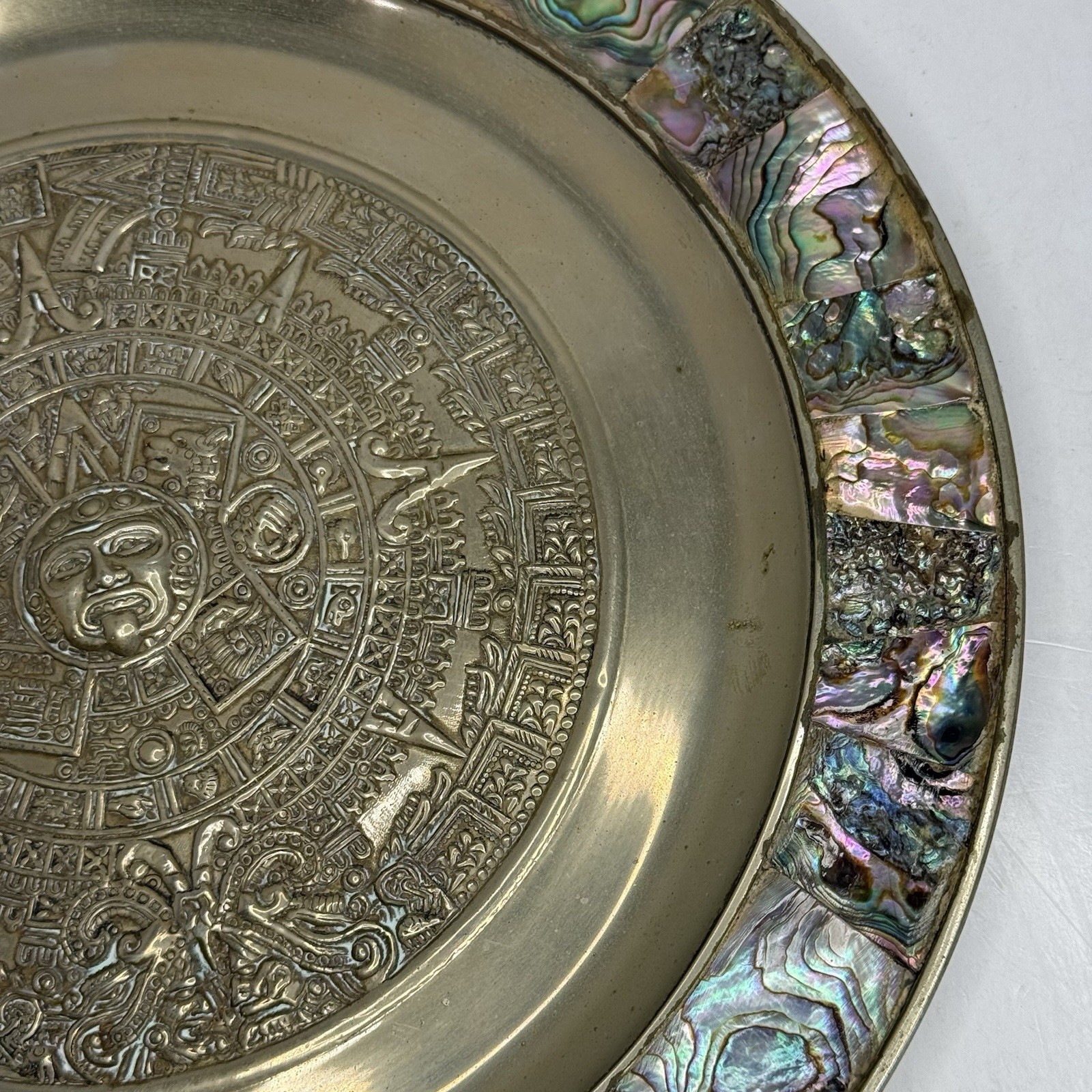 Vintage Set 11″ Aztec Sun Calendar Wall Plate Abalone Shell Inlay & Brass Mexico