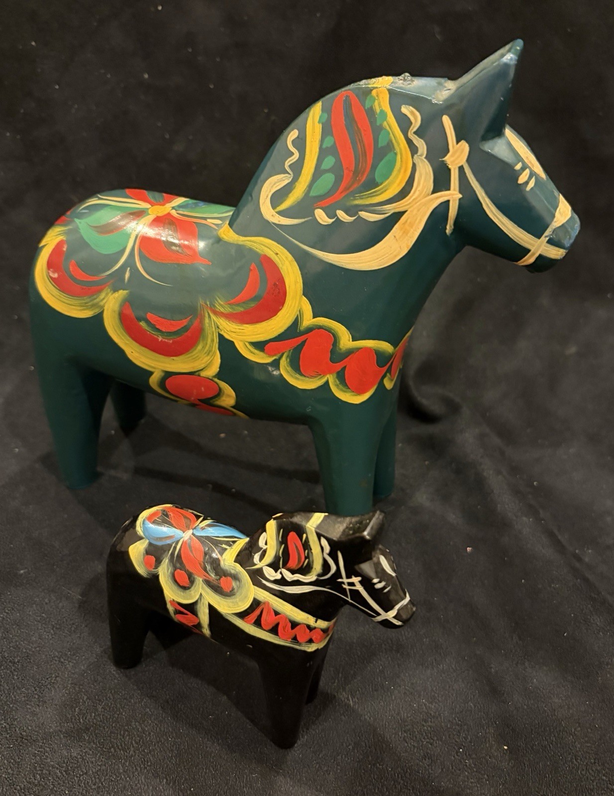 2 Vintage Nils Olsson SWEDISH Folk Art DALA HORSE 8” Blue Hand Painted 4” Black