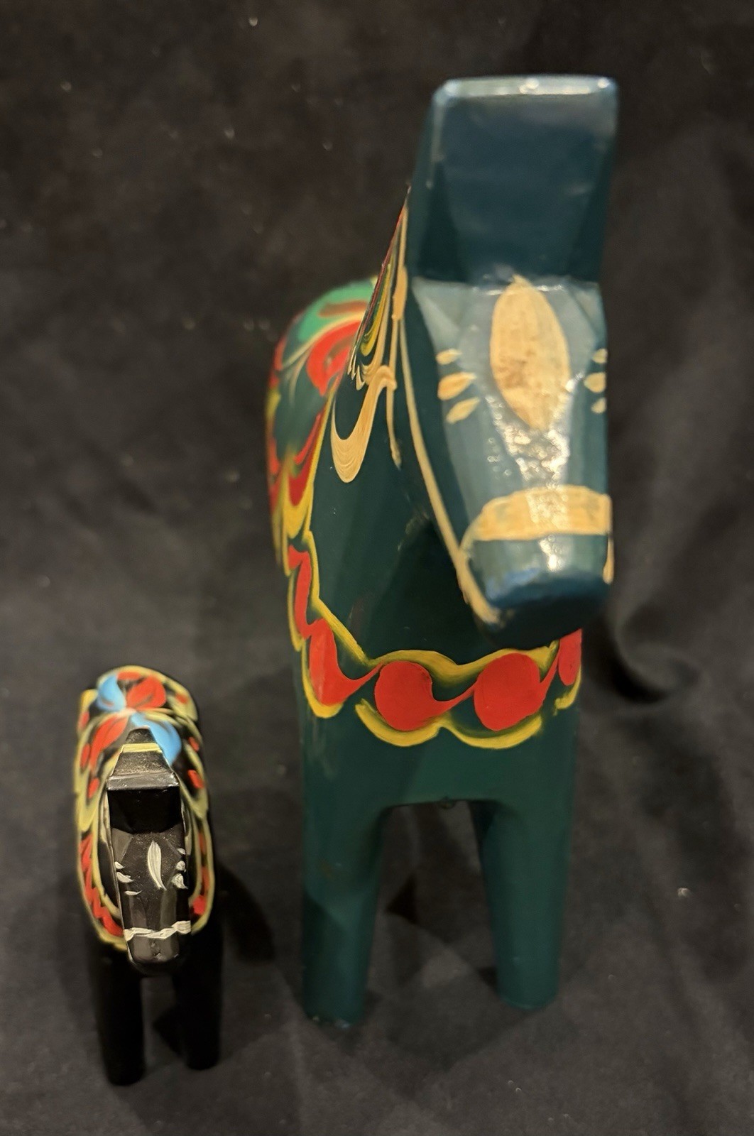 2 Vintage Nils Olsson SWEDISH Folk Art DALA HORSE 8” Blue Hand Painted 4” Black