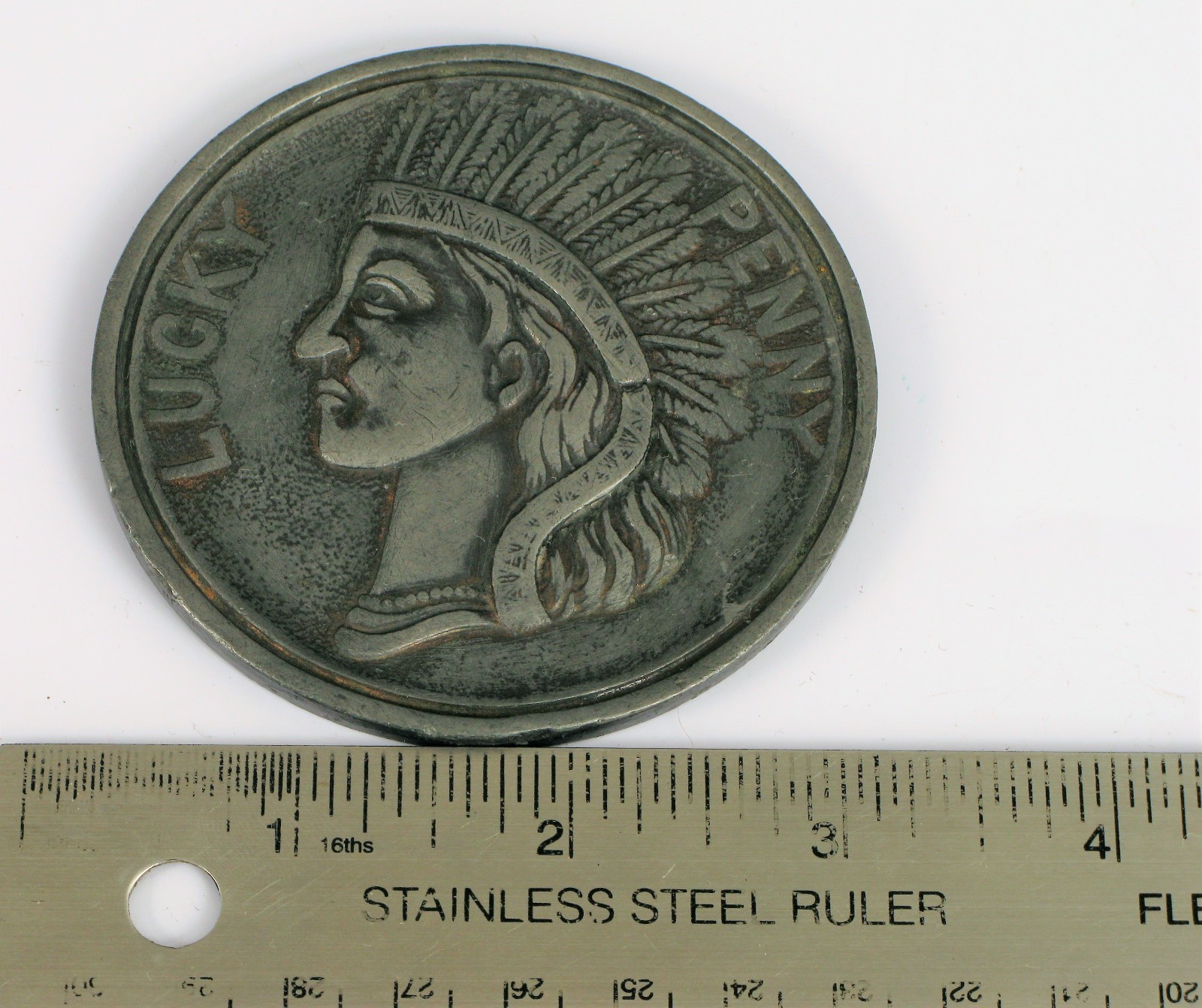 NEW YORK CITY ADVERTISING STATUE OF LIBERTY LUCKY INDIAN HEAD PENNY PAPERWEIGHT
