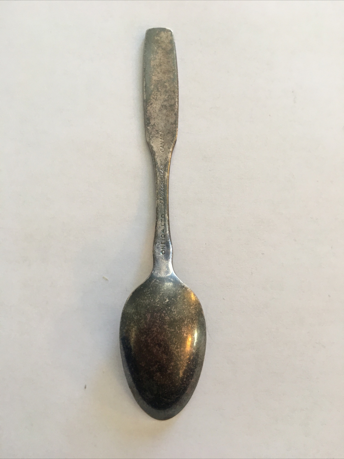 Vintage Souvenir Spoon Collectible. Manitoba 1870-1970 Melita Canada