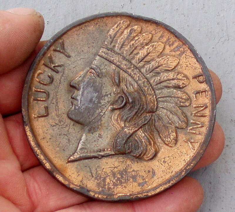LG PRIMITIVE ANTIQUE INDIAN HEAD PENNY STATUE OF LIBERTY LUCKY PENNY PAPERWEIGHT