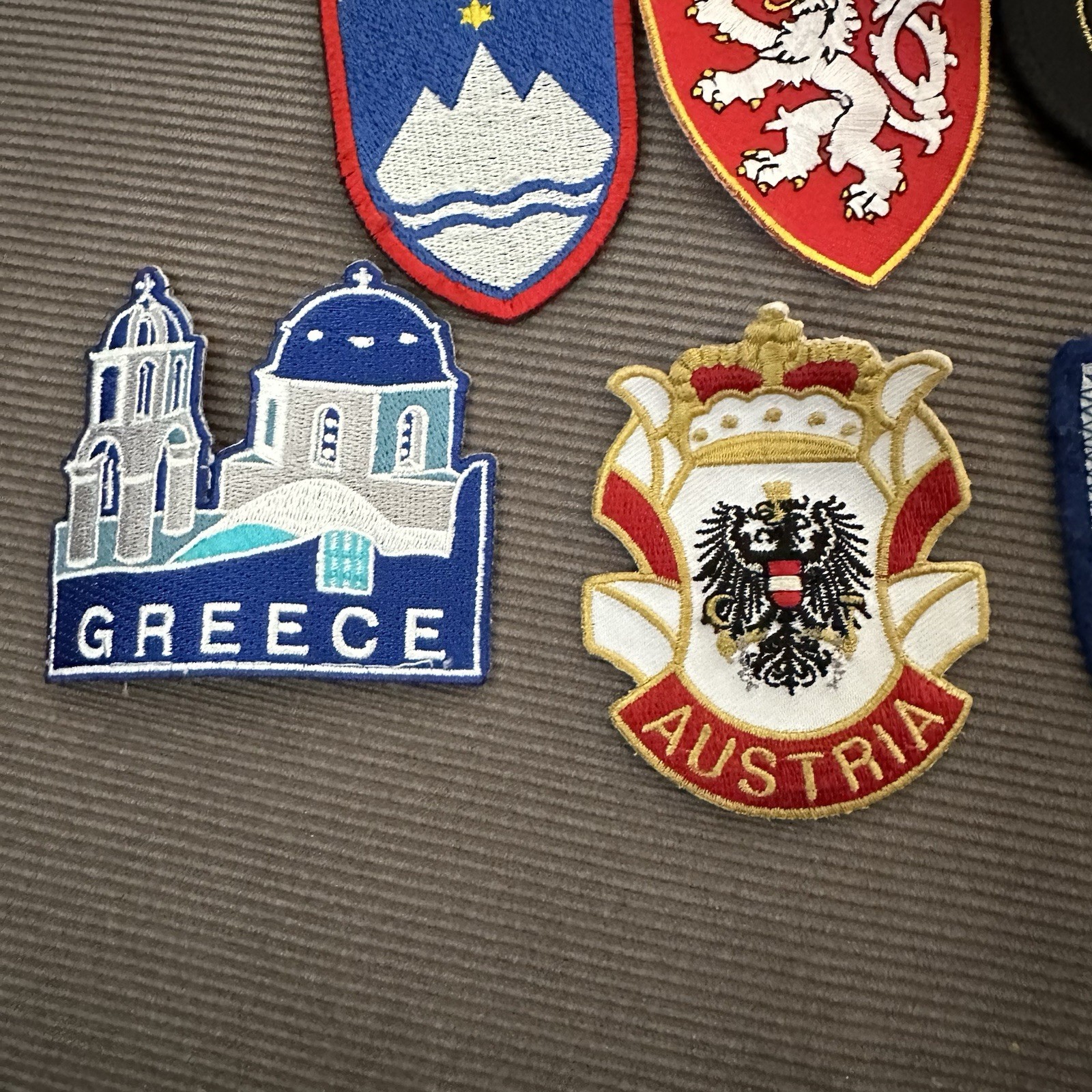 Lot Of 11 European Country City Travel Souvenir Patches Embroidered Sew-On