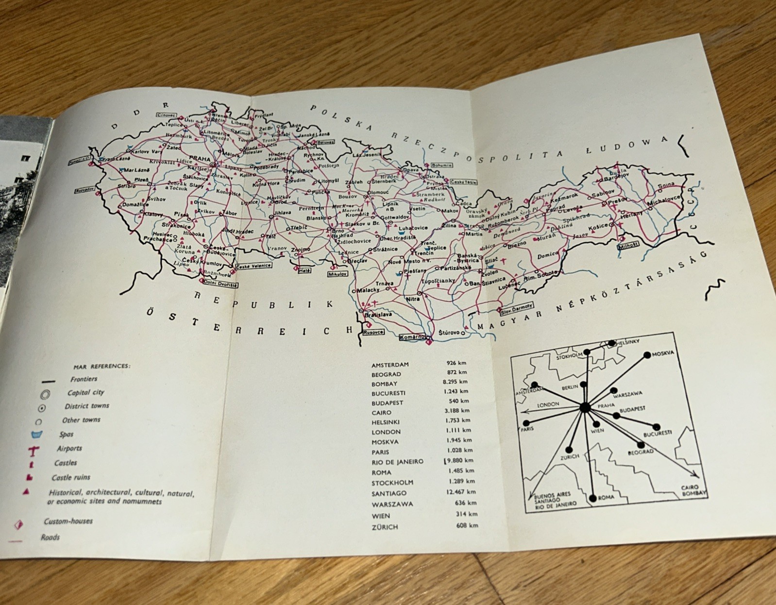 1960 CZECHOSLOVAKIA SOUTHERN SLOVAKIA Brochure / Map