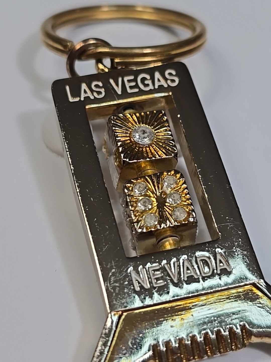 Las Vegas Nevada Travel Souvenir Key Ring Keychain Spinner Dice Bottle Opener