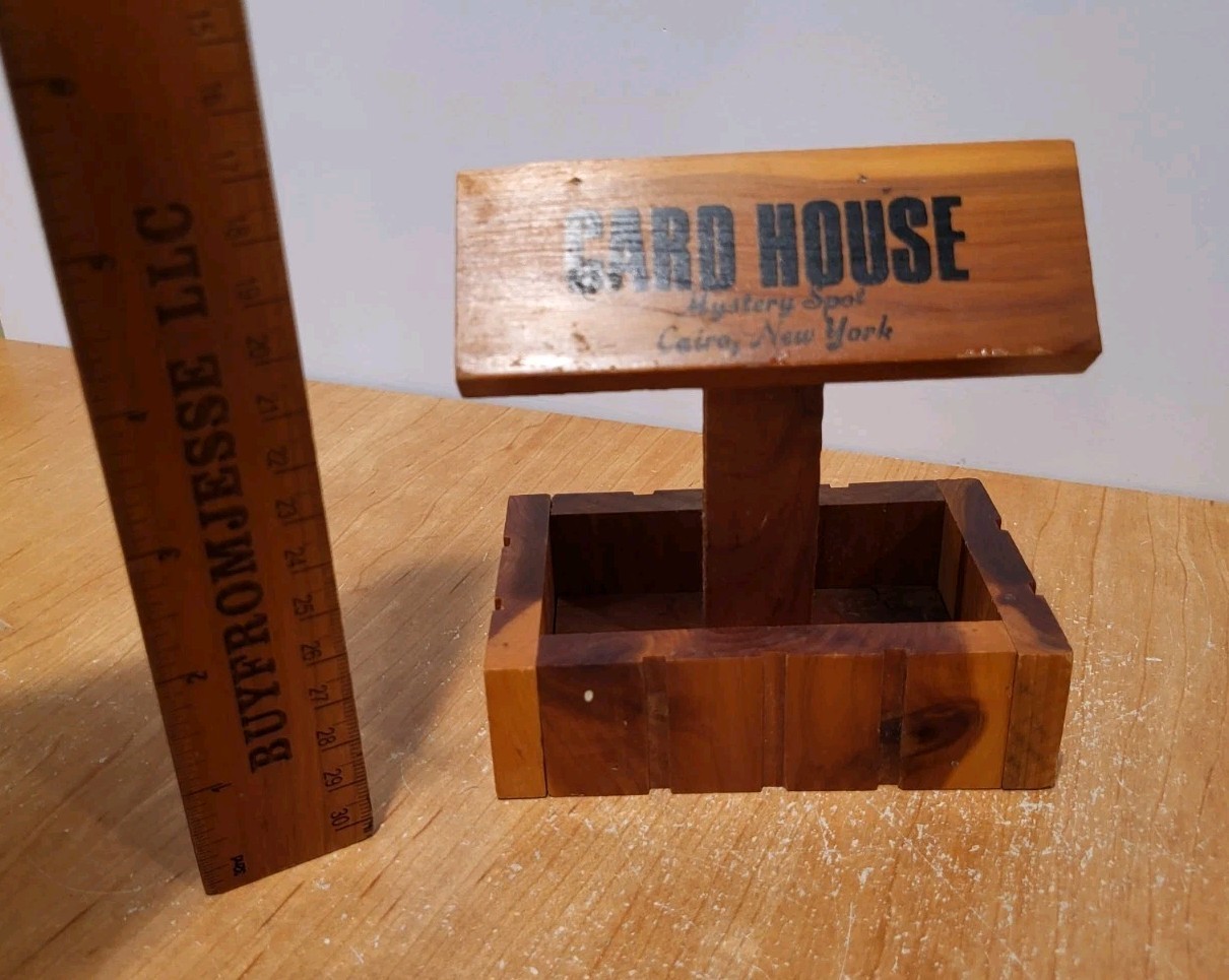 CARD HOUSE Mystery Spot CAIRO NEW YORK Wood Souvenir Catskills Vintage