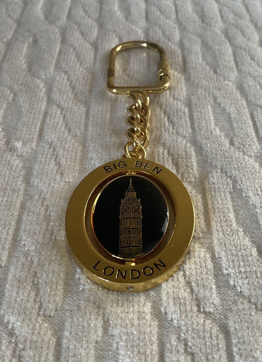 London UK Souvenir Spinner Keychain Gold Tone Big Ben Rectangle 1.4 x 1.7”