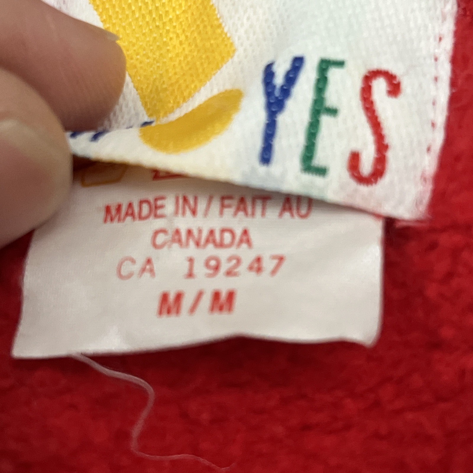 VTG 90’s Oh Yes medium Pullover Whistler Canada Moose, Beaver,Moon, Susan Todd