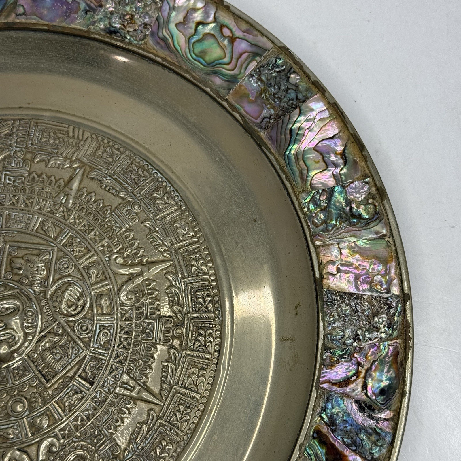 Vintage Set 11″ Aztec Sun Calendar Wall Plate Abalone Shell Inlay & Brass Mexico