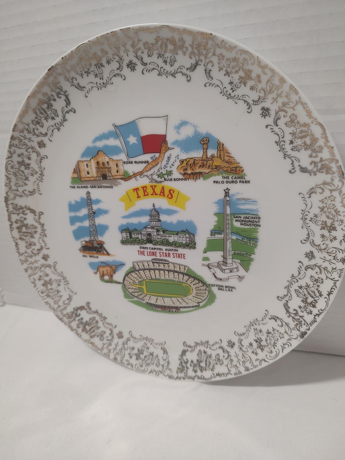 Vintage 9in Texas Souvenir Plate With Gold Border Lone Star State Cotton Bowl