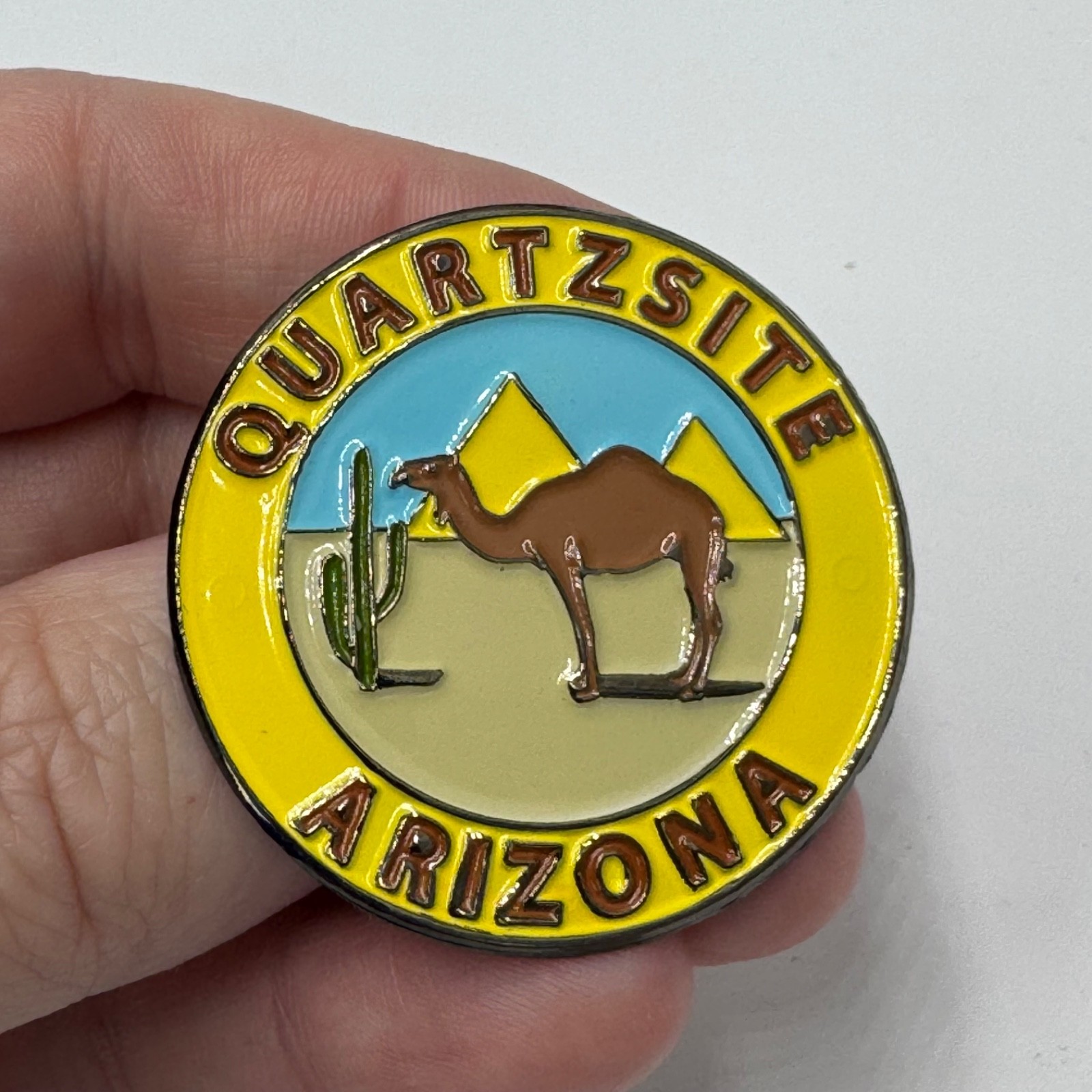 Large Quartzsite Arizona Lapel Pin Camel Pyramids Round Yellow Enamel Souvenir